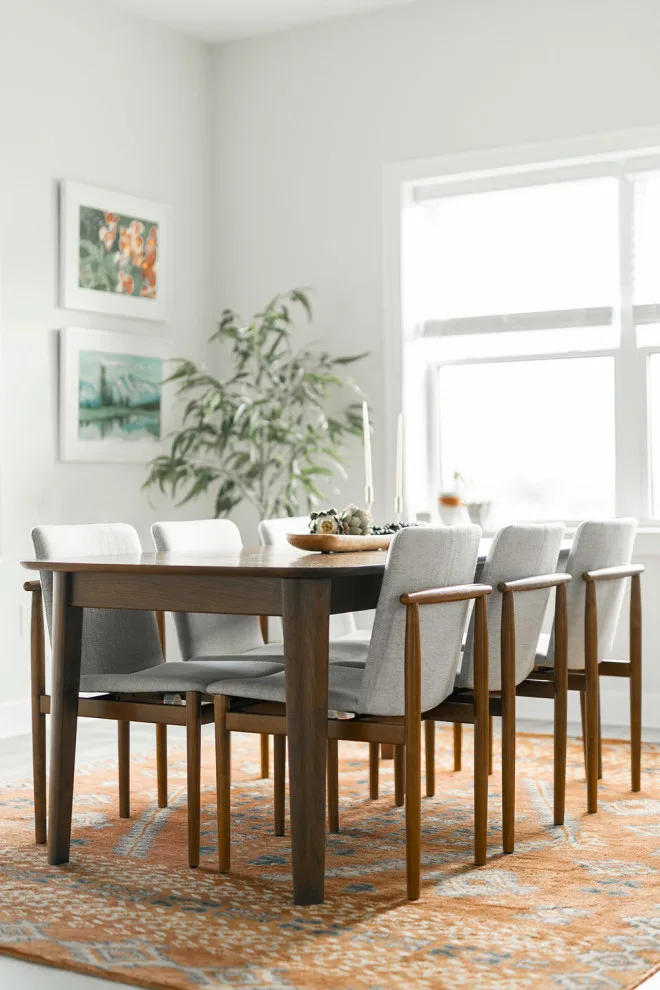 Mid-Century Modern Apartment Upgrade by Grayscale Homes - Photo 2