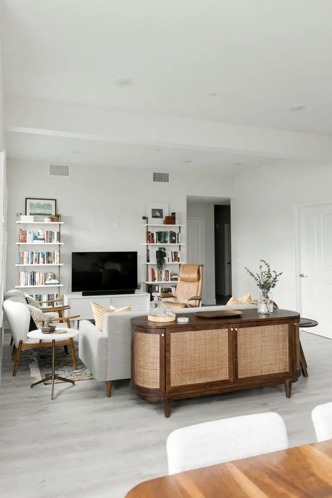 Mid-Century Modern Apartment Upgrade by Grayscale Homes - Photo 14