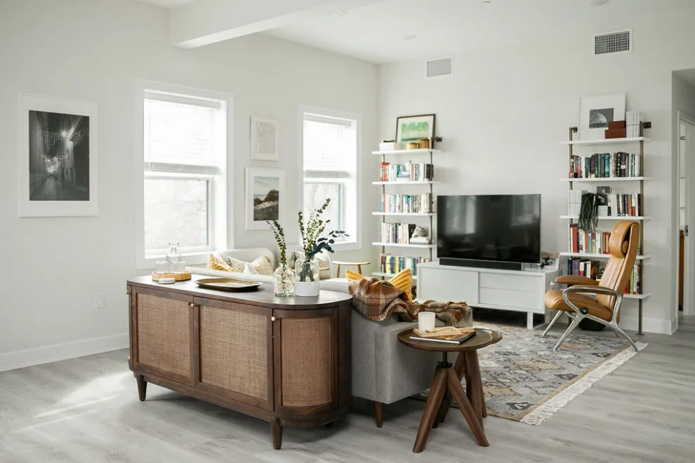Mid-Century Modern Apartment Upgrade by Grayscale Homes - Photo 22