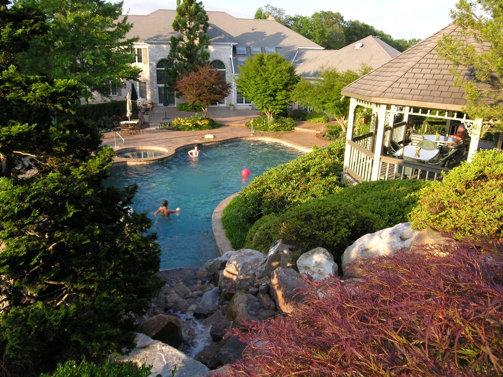 Manheim Swimming Pool Garden by Hanselman Landscape And Gardens - Photo 6