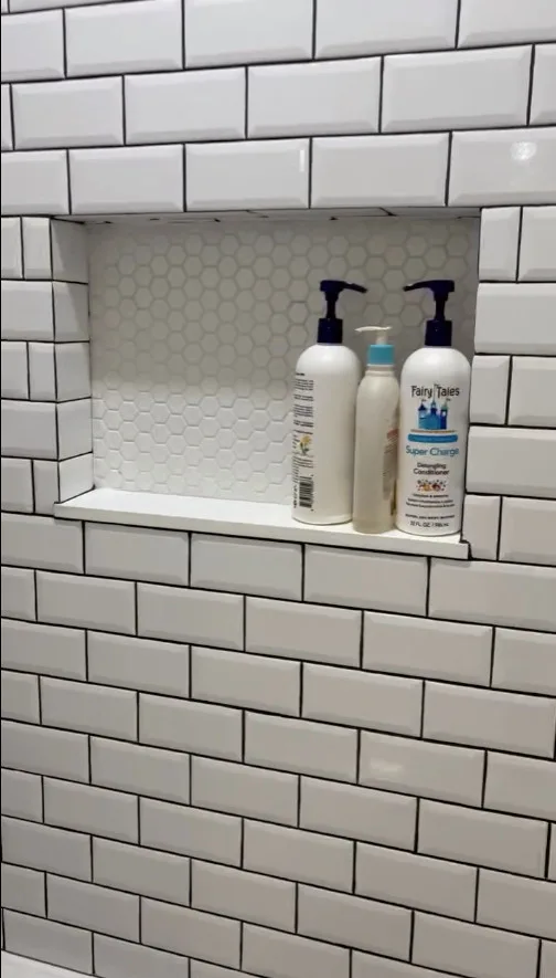 JLWolfe Interiors LLC - Photo 7