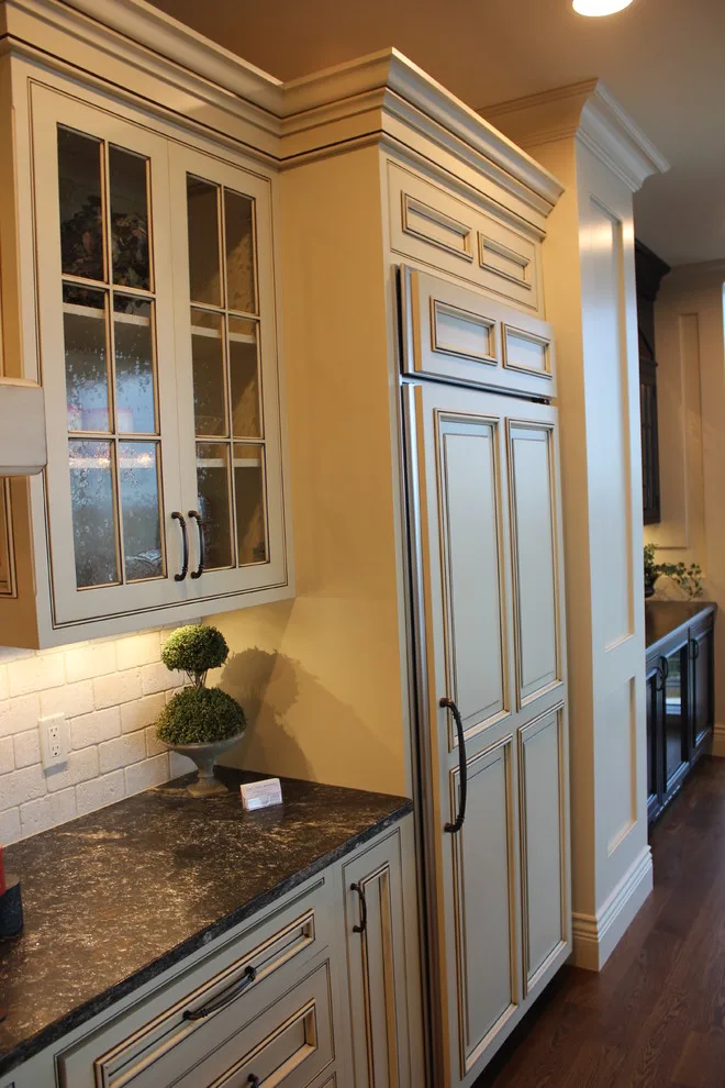 Luxury Apartment Suite by Gallery Interiors And Rockford Kitchen Design - Photo 28