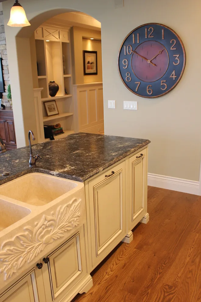Luxury Apartment Suite by Gallery Interiors And Rockford Kitchen Design - Photo 16