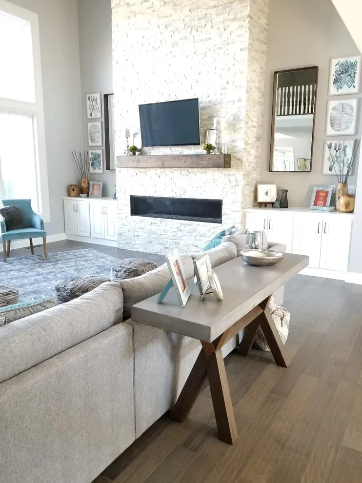 EM Home by Savvy Style With Valerie - Photo 28