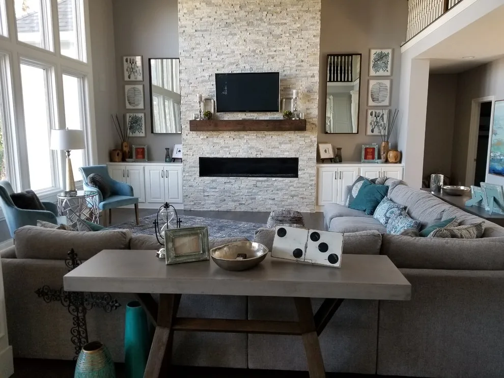 EM Home by Savvy Style With Valerie - Photo 24