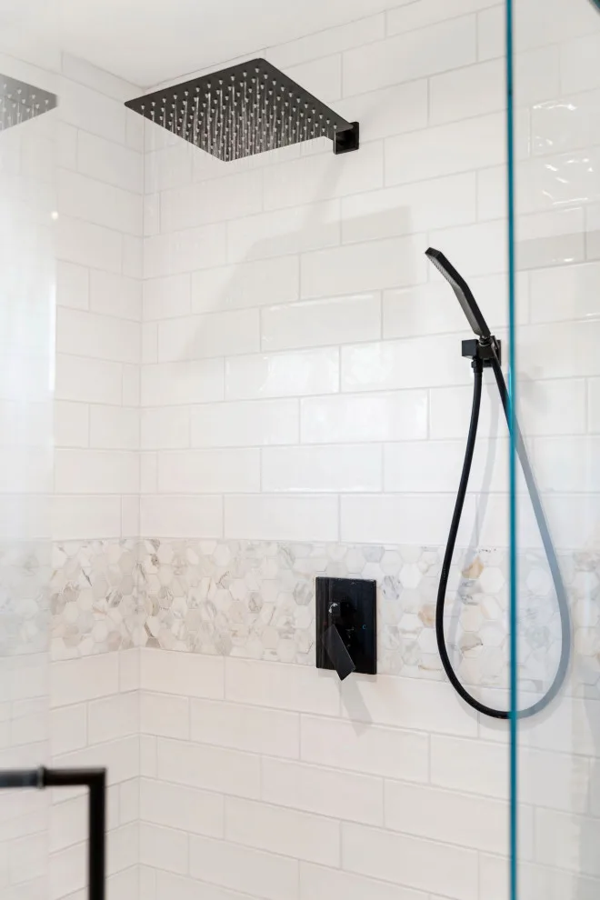 La Posta Avenue, Main Bathroom by Brovia Interiors - Photo 4