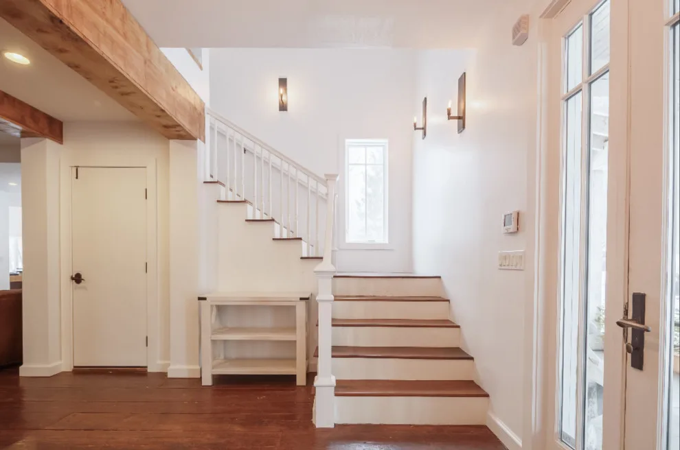 Northern Property by South Trace Interiors - Photo 4
