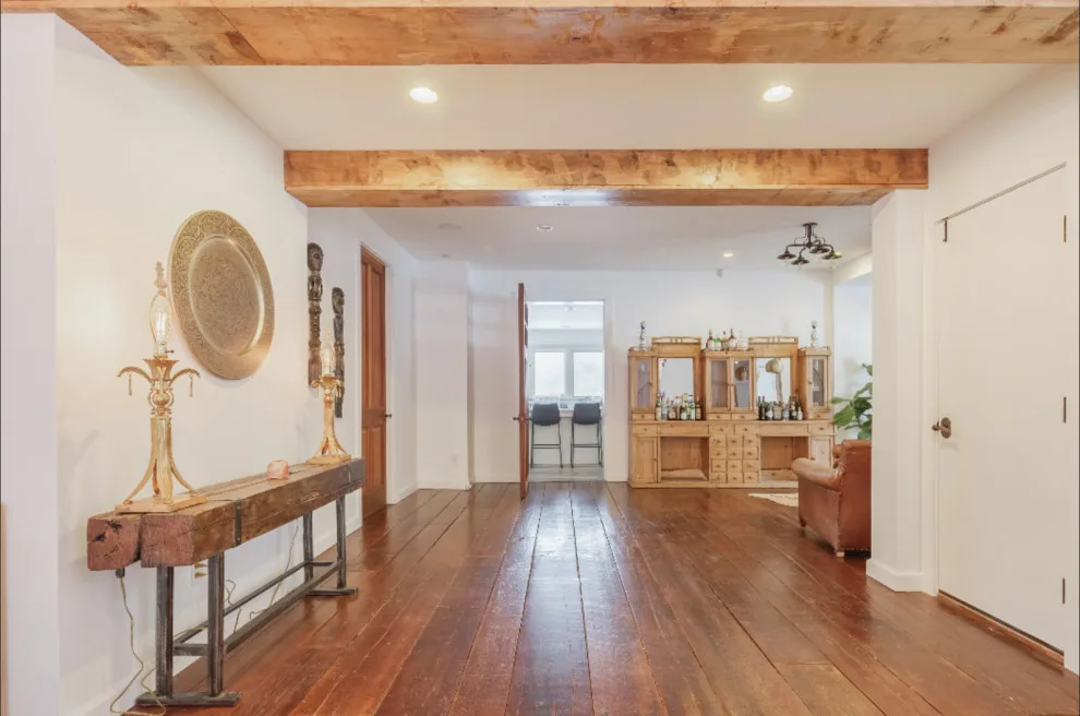 Northern Property by South Trace Interiors - Photo 6