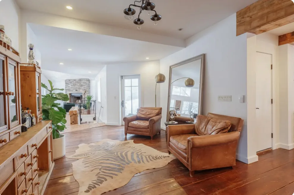 South Trace Interiors - Photo 11