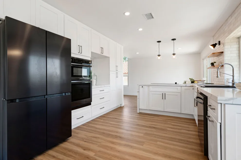 La Posta Avenue Kitchen Renovation by Brovia Interiors - Photo 12