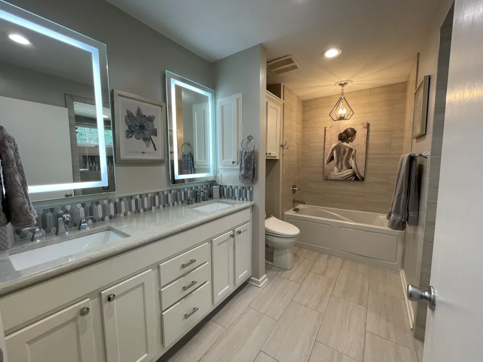 Quail Run Master Bathroom by Samantha Smith Designs - Photo 5