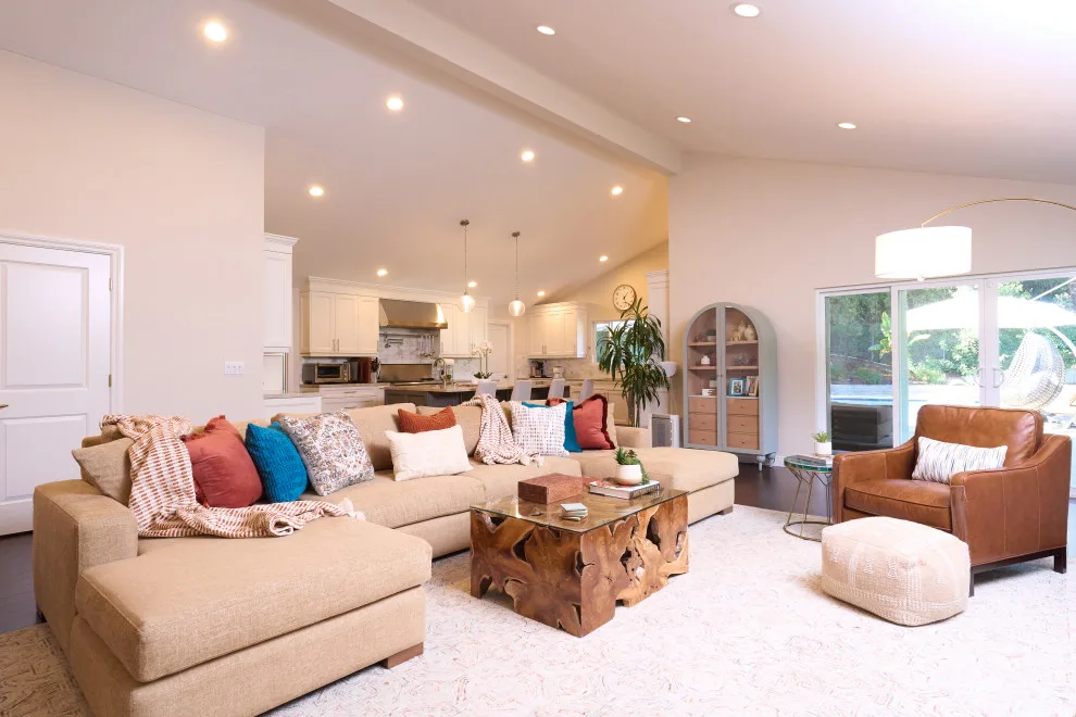 Palos Verdes Drive Project by Johnson + Fernàndez Interior Design - Photo 11