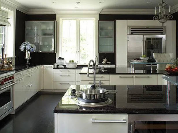 White Cabinet Kitchens by Design By Kimberly Vaughan - Photo 2