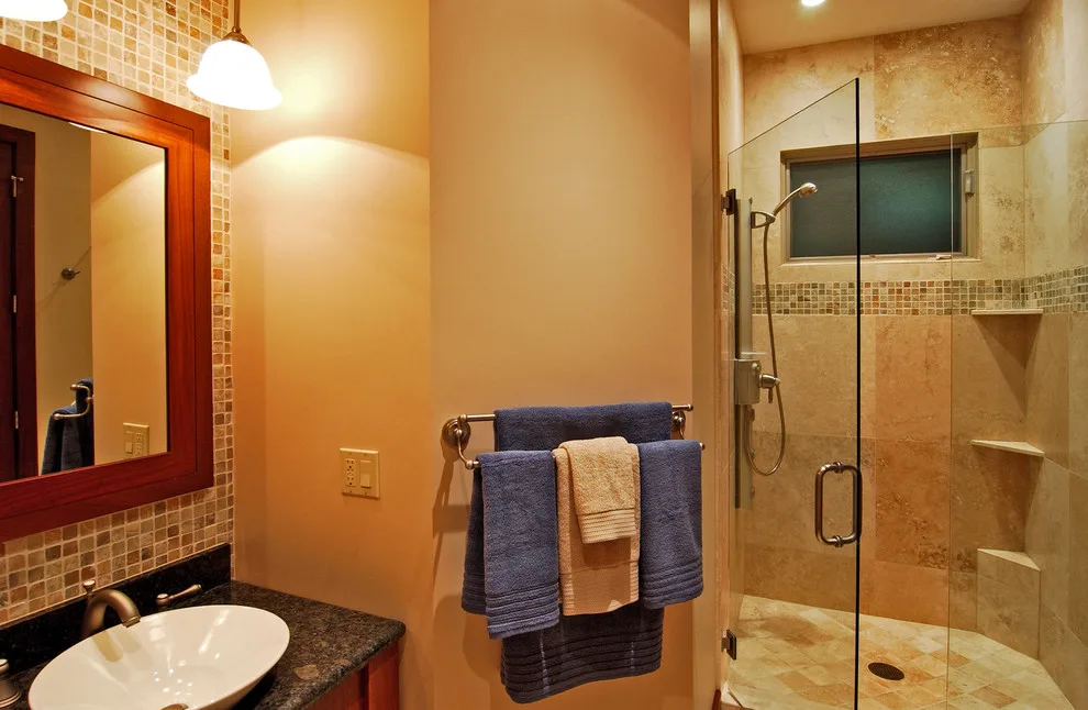 Home Living by Interior Design Solutions Maui - Photo 16