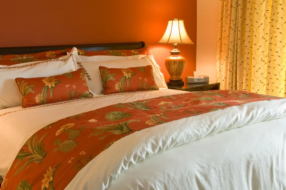Home Living by Interior Design Solutions Maui - Photo 27