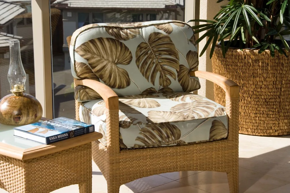 Home Living by Interior Design Solutions Maui - Photo 8