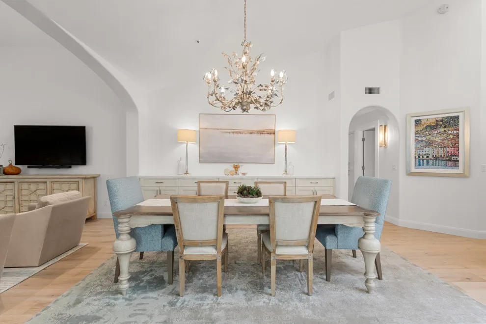 Contemporary Farmhouse in Scottsdale by Southworth Interior Design - Photo 5