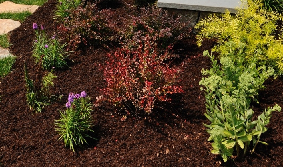 Garden Design by Heidrich Landscaping - Photo 6