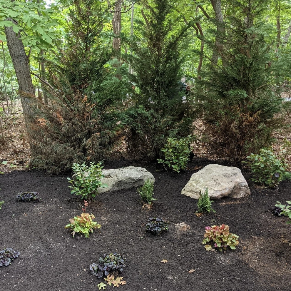 Featured Projects by Heidrich Landscaping - Photo 8