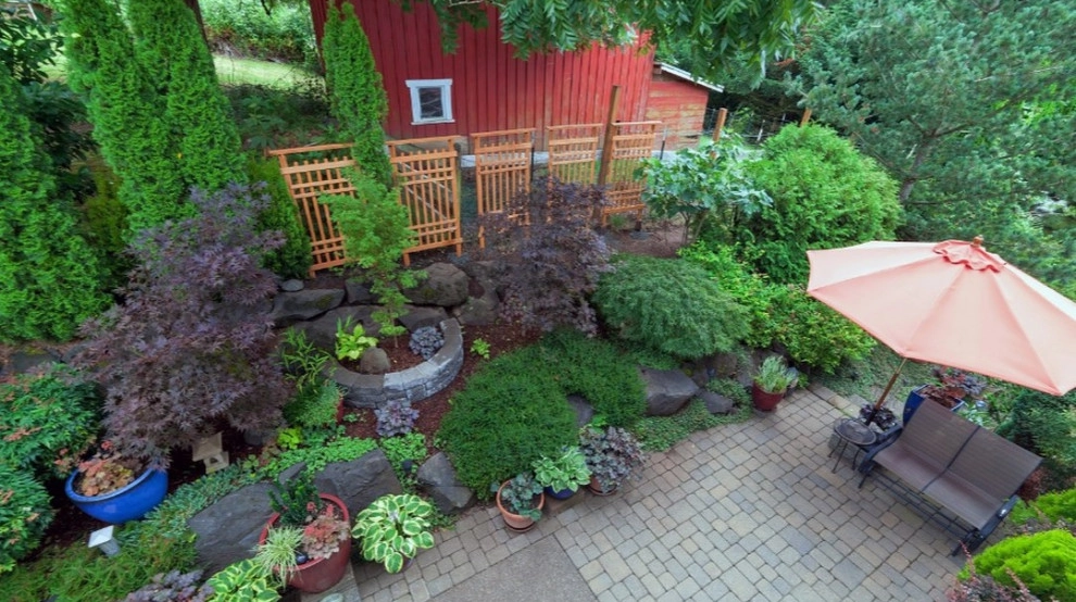 Garden Design by Heidrich Landscaping - Photo 5