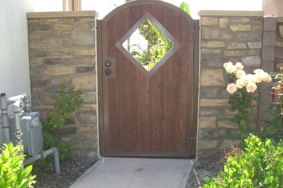 Helcco Landscape Construction - Photo 4