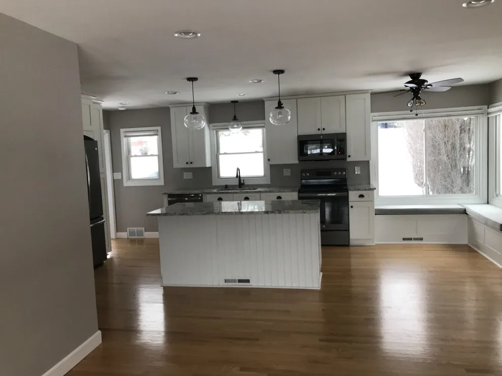 Brookfield, WI Before and After Staging by SHOW & SELL Home Staging LLC - Photo 6