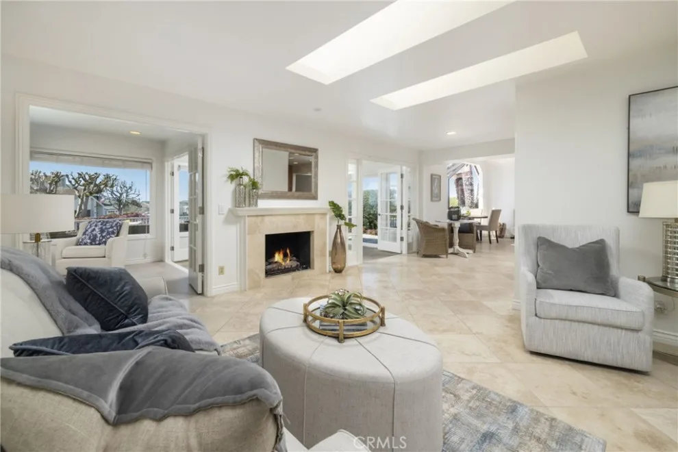 Coastal Staging by HOM Staging & Design - Photo 15