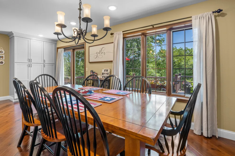 Twilight Retreat by Unique Ambiance LLC - Photo 17
