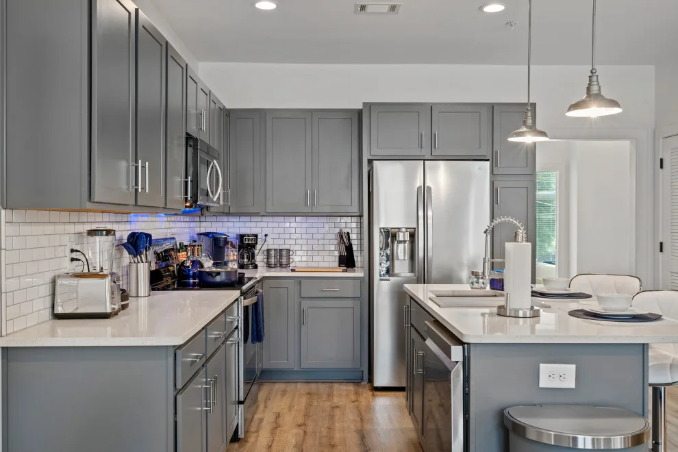 The Azure Jewel: Comprehensive AirBNB Design by Interiors À La Mode, LLC - Photo 19