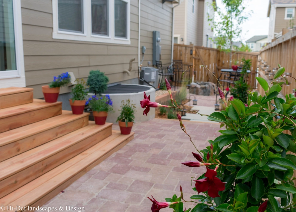 SMALL YARD LANDSCAPE by HI DEF Landscapes & Design - Photo 4