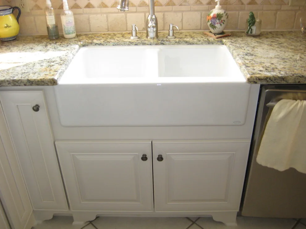 Classic Black and Ivory Kitchen by Sunshine Menefee - Photo 5