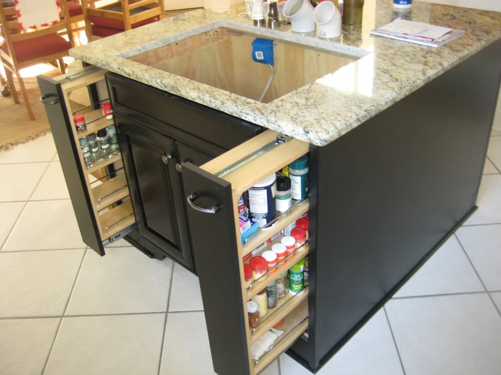 Classic Black and Ivory Kitchen by Sunshine Menefee - Photo 6