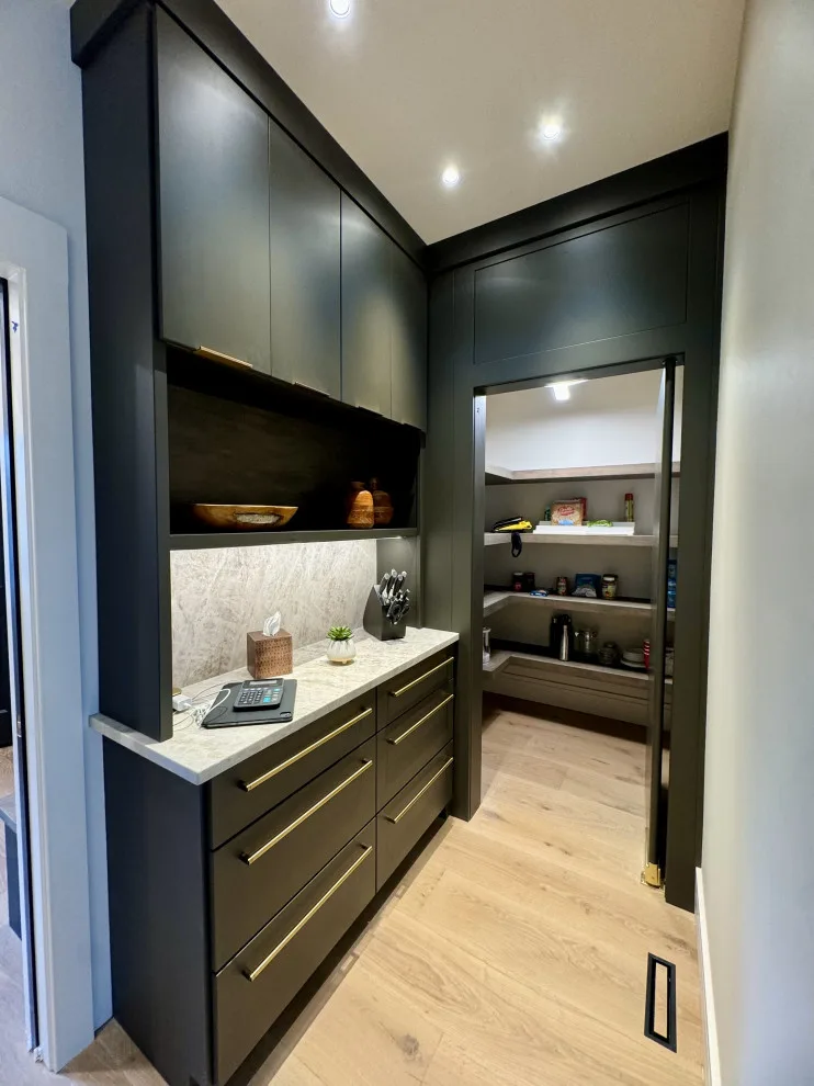 Trafalgar Restoration by Alicia Dale Interiors, LLC - Photo 6