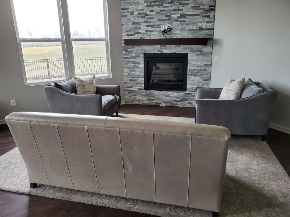 DR Home by Savvy Style With Valerie - Photo 4