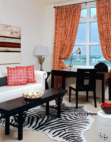 Key-Ready Contemporary Condo by CIH Design - Photo 5