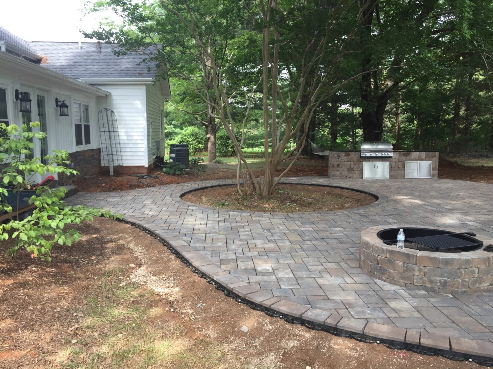 Patio & Firepit by High Rock Land & Hardscapes - Photo 7