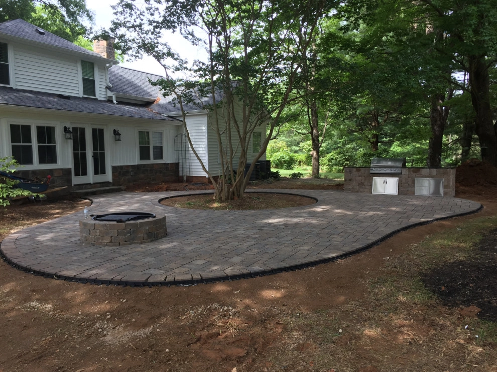 Patio & Firepit by High Rock Land & Hardscapes - Photo 6