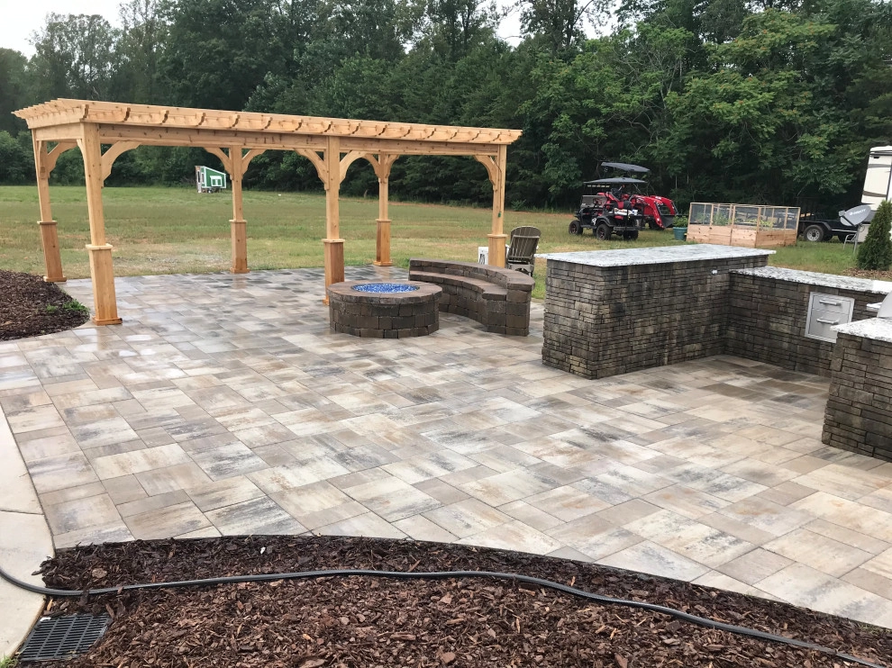 Outdoor Kitchen & Pergola by High Rock Land & Hardscapes - Photo 3
