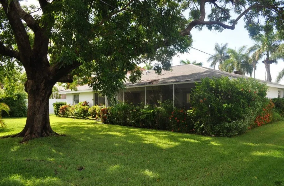Coral Eclipse Vacation Rental by Teri Meagher - Photo 38