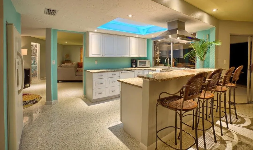 Coral Eclipse Vacation Rental by Teri Meagher - Photo 3