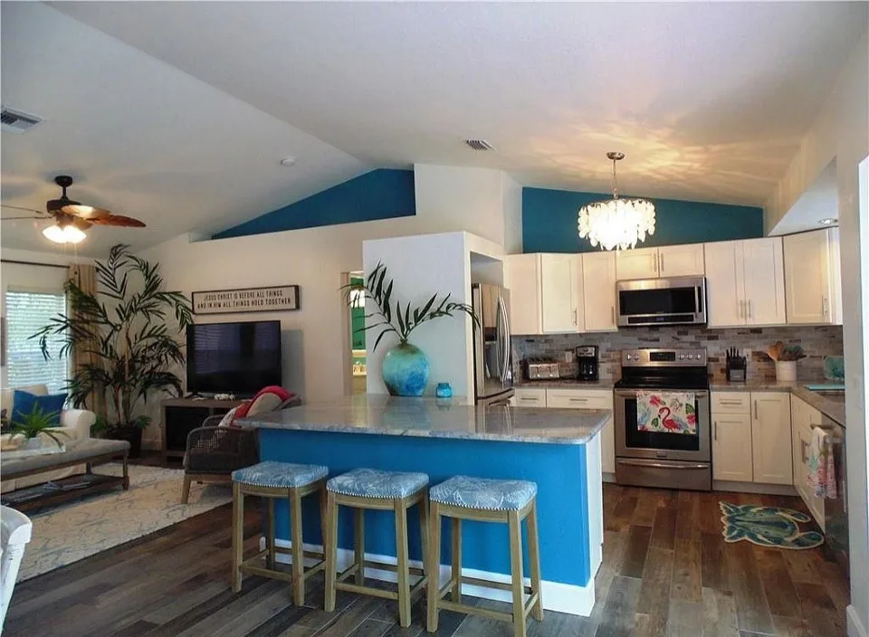 Lil Crab Vacation Rental by Teri Meagher - Photo 35