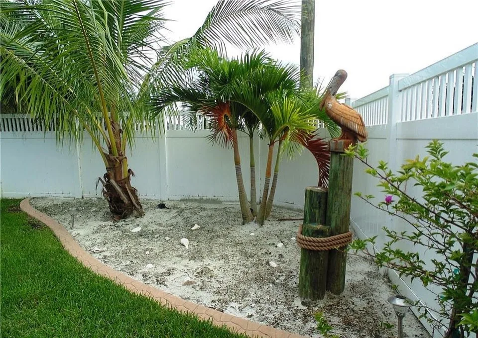 Lil Crab Vacation Rental by Teri Meagher - Photo 5