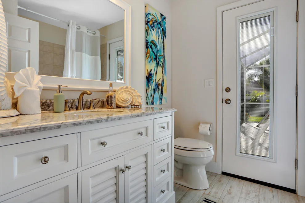 Holiday Rental - Yolo by Teri Meagher - Photo 5