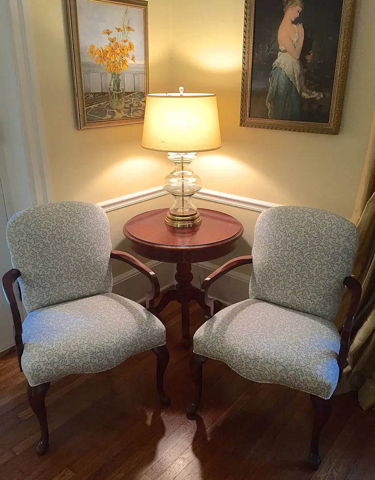 Wayne Elegant Lounge by Kelly Simkovich At Main Line Sound & Video - Photo 2