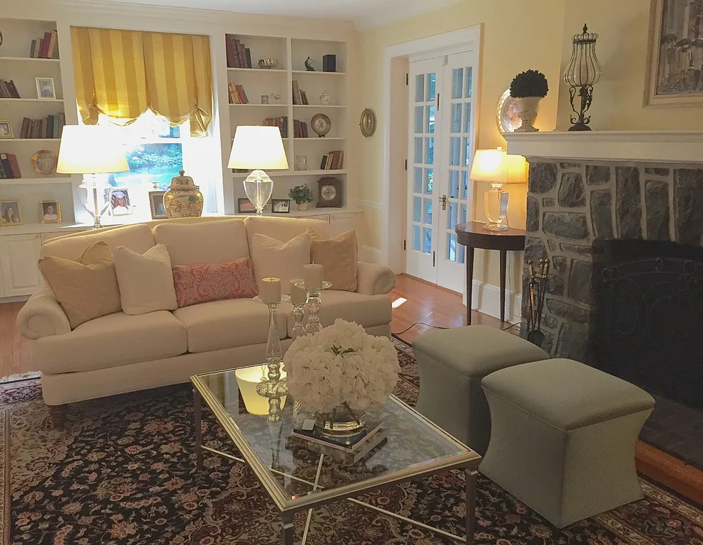 Wayne Elegant Lounge by Kelly Simkovich At Main Line Sound & Video - Photo 5