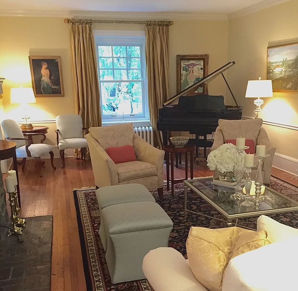 Wayne Elegant Lounge by Kelly Simkovich At Main Line Sound & Video - Photo 3