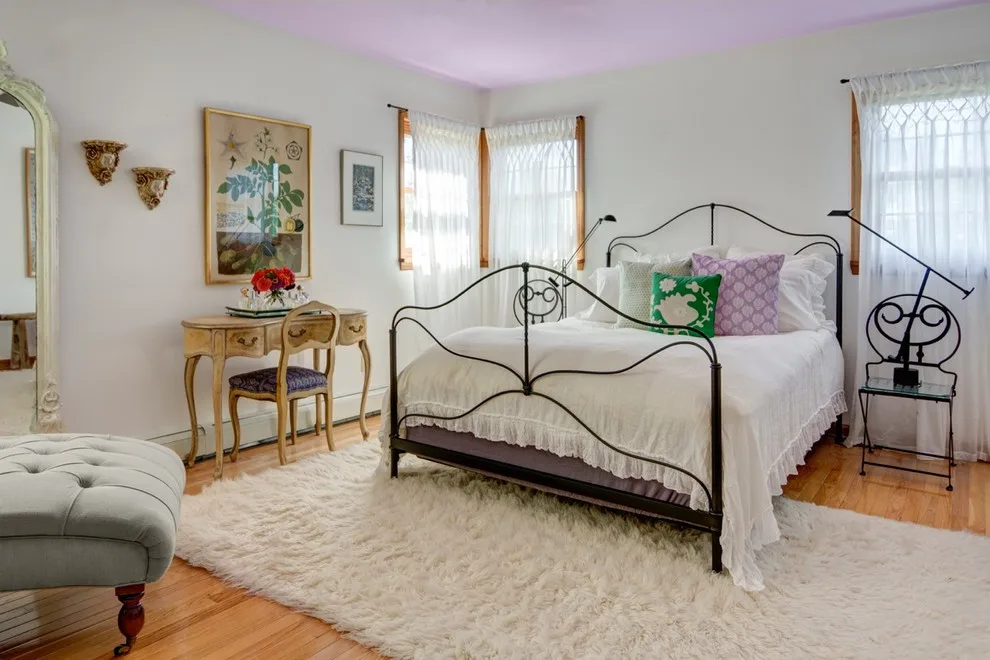 Lilac-Ceilinged White Bedroom by Amy Krane Color Consulting - Photo 5
