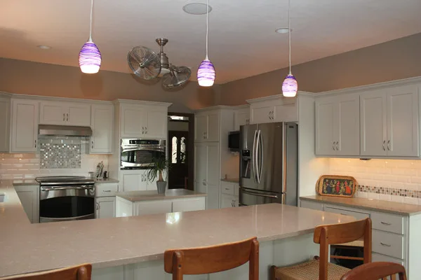 Willowbend Single-Hued Transitional Kitchen by Megan McGraw Interior Design - Photo 4