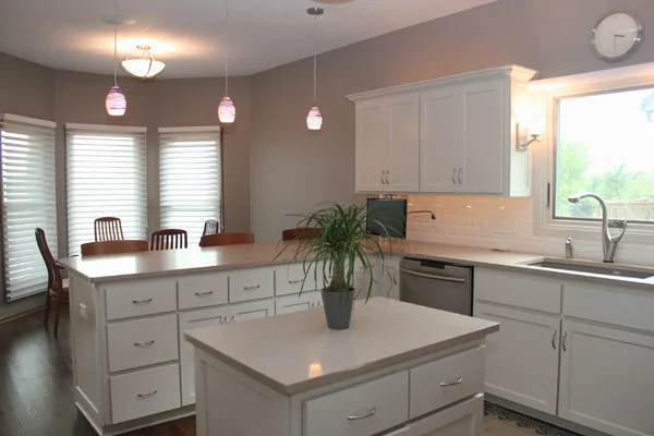 Willowbend Single-Hued Transitional Kitchen by Megan McGraw Interior Design - Photo 7