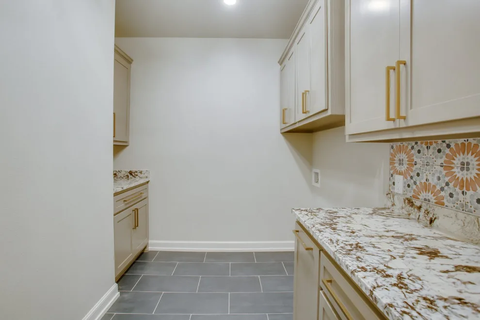 10905 Vinton Avenue by LS Kingdom Homes - Photo 6